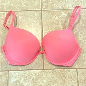 Coral Victoria Secret Push-up T Shirt Bra